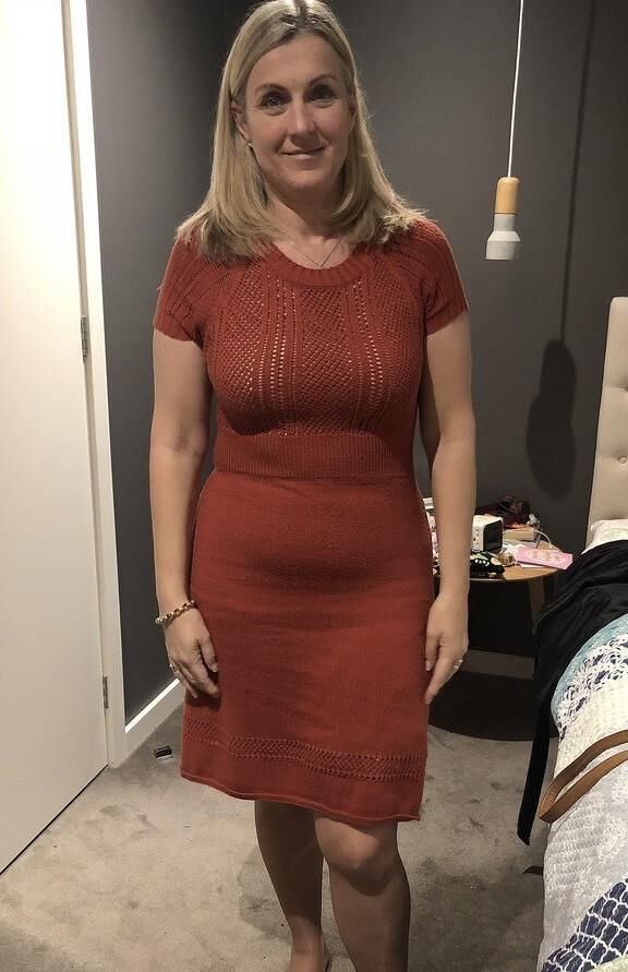 Milf Cindy con pantimedias