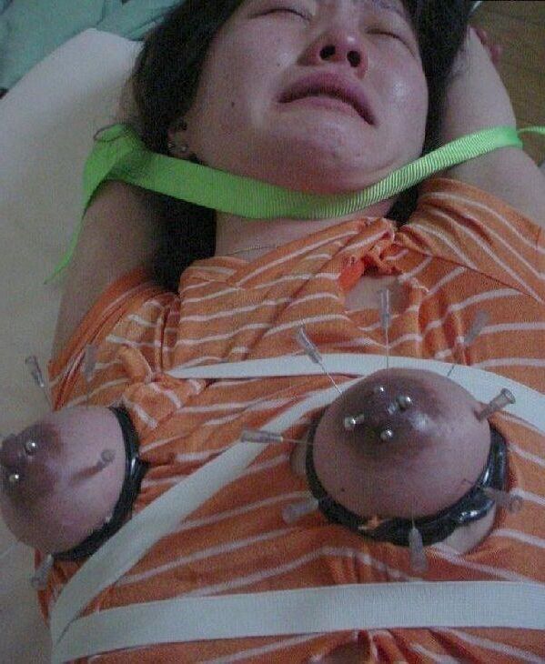 彼女は喫煙者