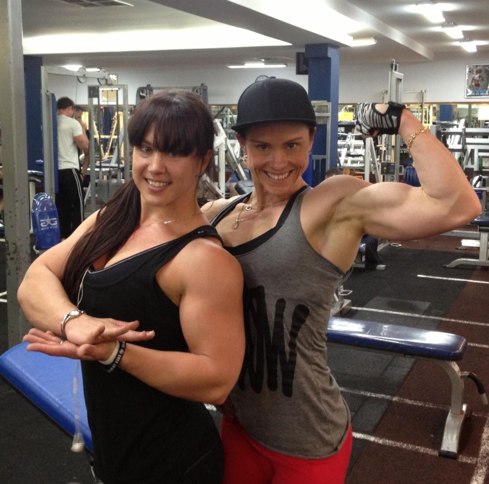 Chicas musculares al azar
