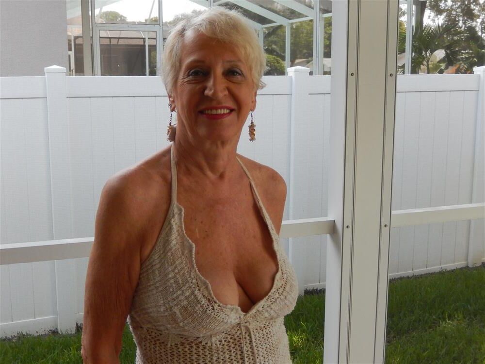 granny paradise 
