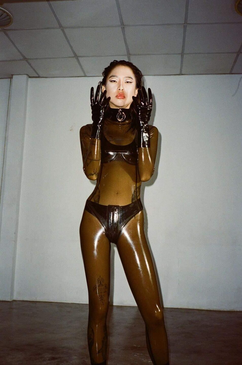 アジア人フェチ