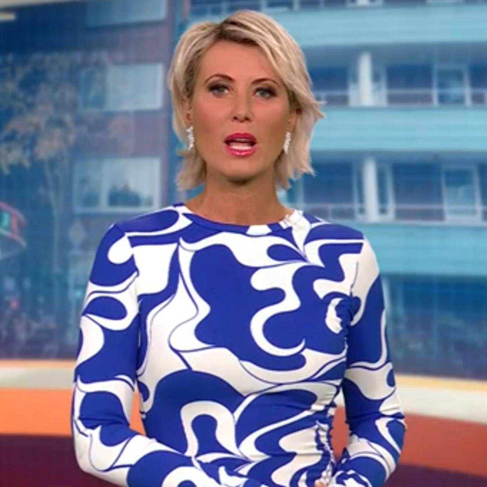 Kamilla S. Geile Gez Edelhureセクシーな衣装のZum Ficken！