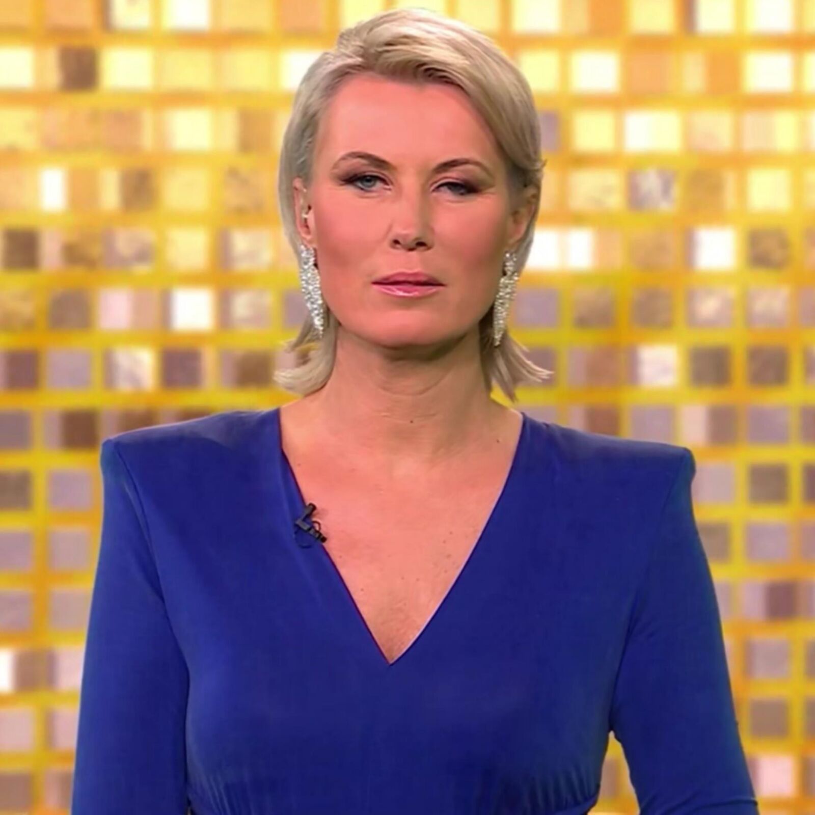 Kamilla S. Geile Gez Edelhureセクシーな衣装のZum Ficken！
