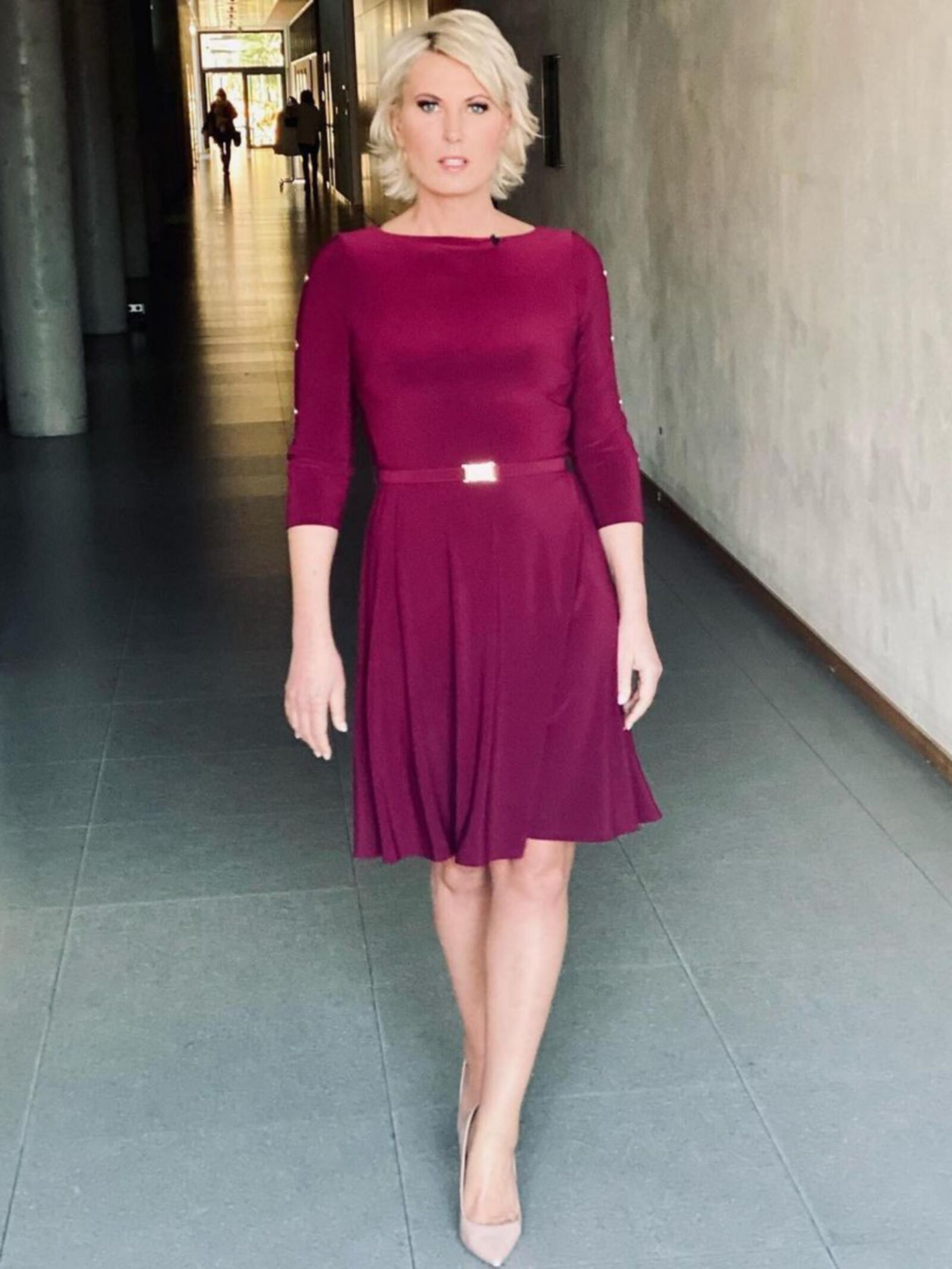 Kamilla S. Geile Gez Edelhureセクシーな衣装のZum Ficken！