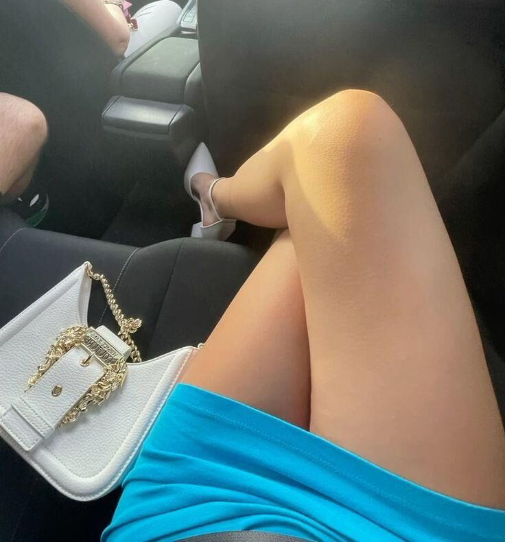 ミニスカート