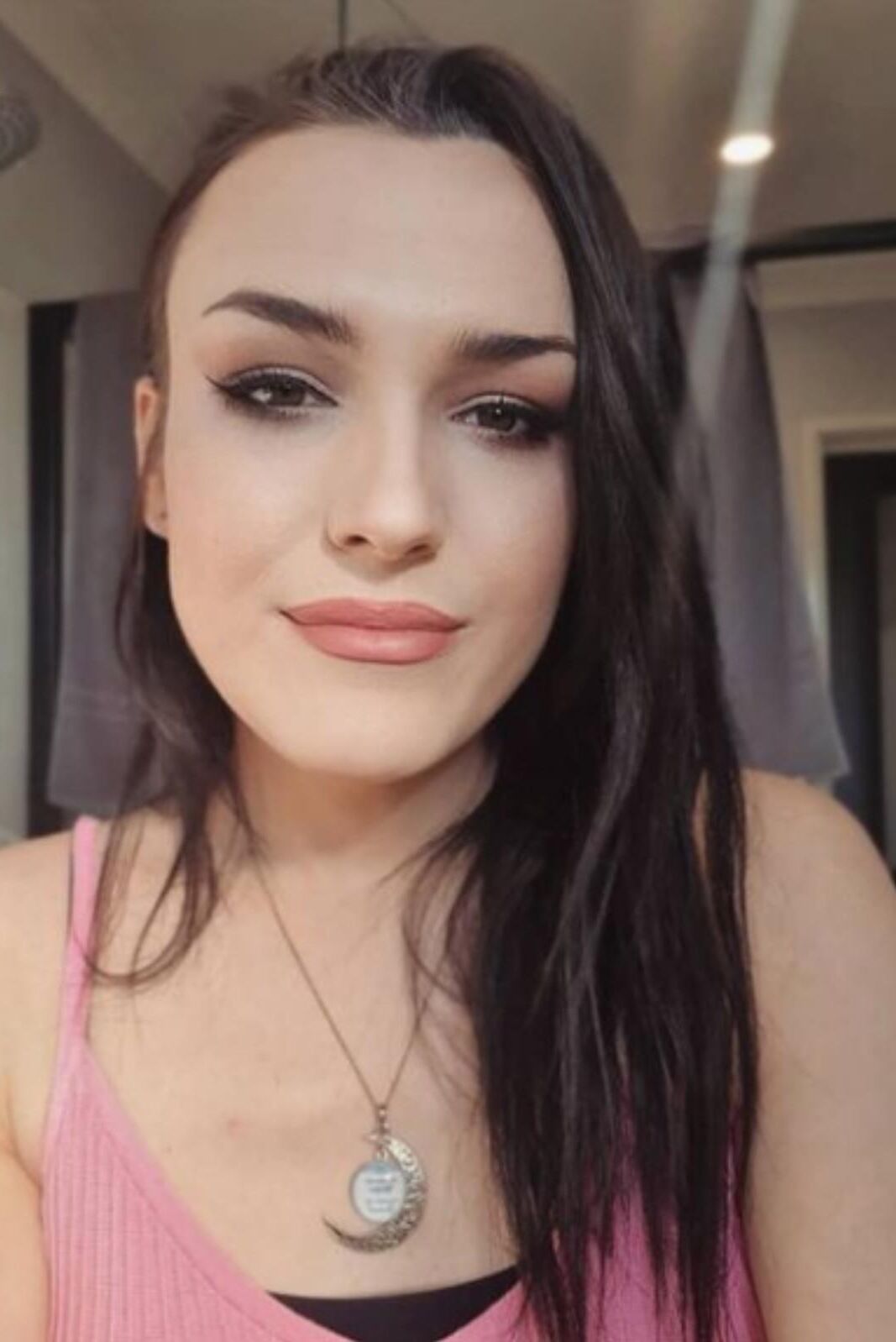 Lindas garotas para me degradar e humilhar