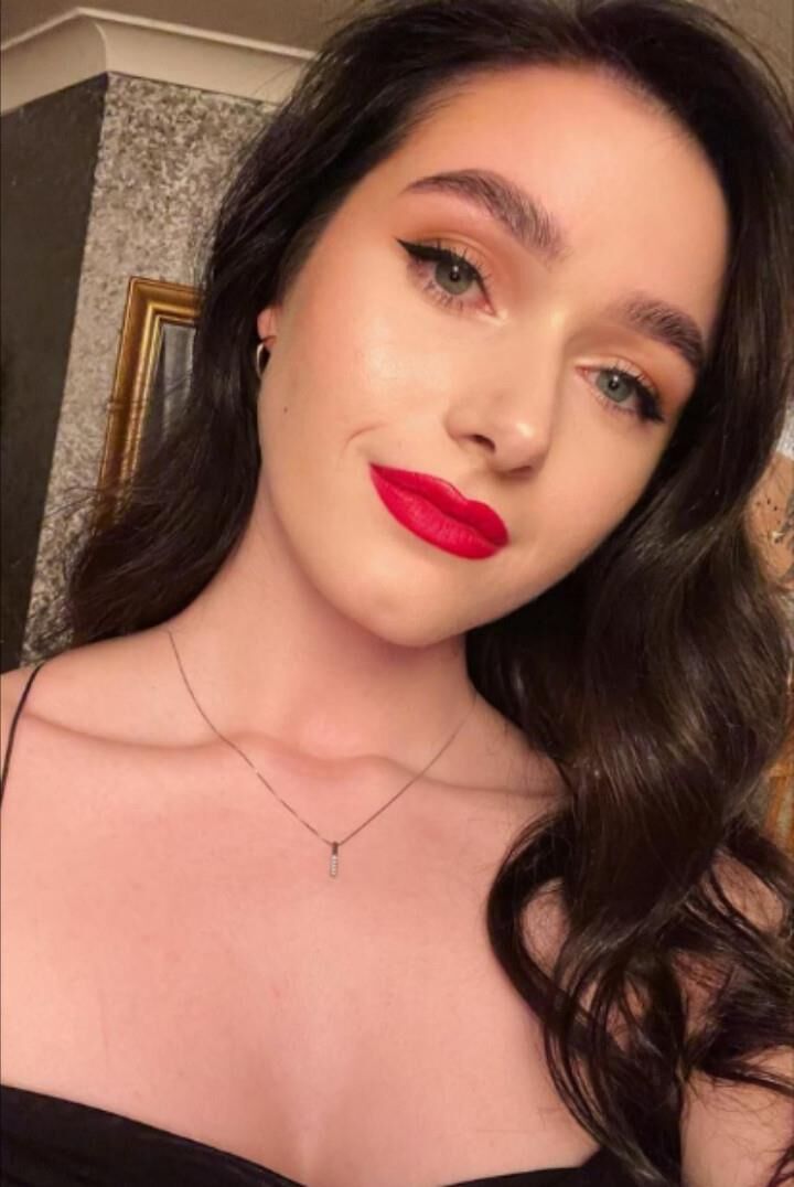 Lindas garotas para me degradar e humilhar