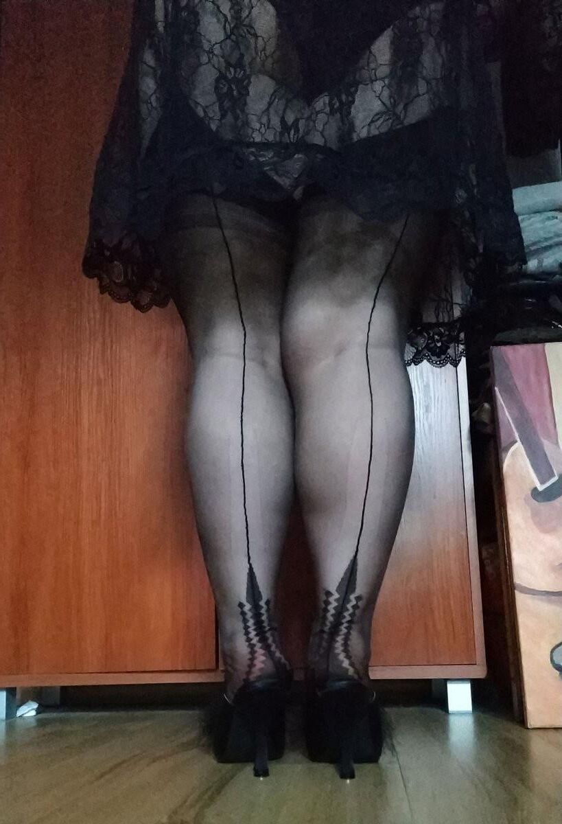 FFS Pernas e pés vestidos