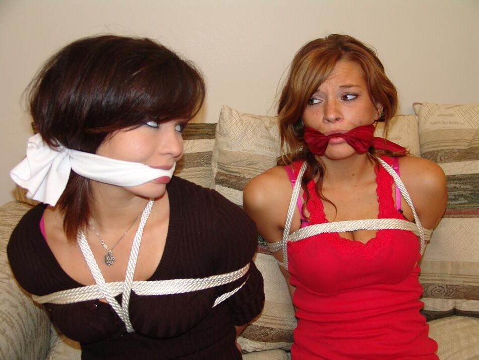 AESのJennipher Jordan、「Cleaver to To Cleaver」（Cleave Gagged）
