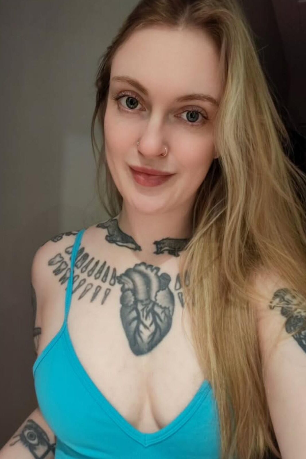 Lindas garotas para me degradar e humilhar