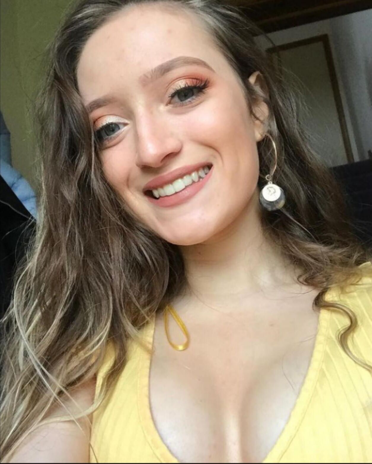 Lindas garotas para me degradar e humilhar
