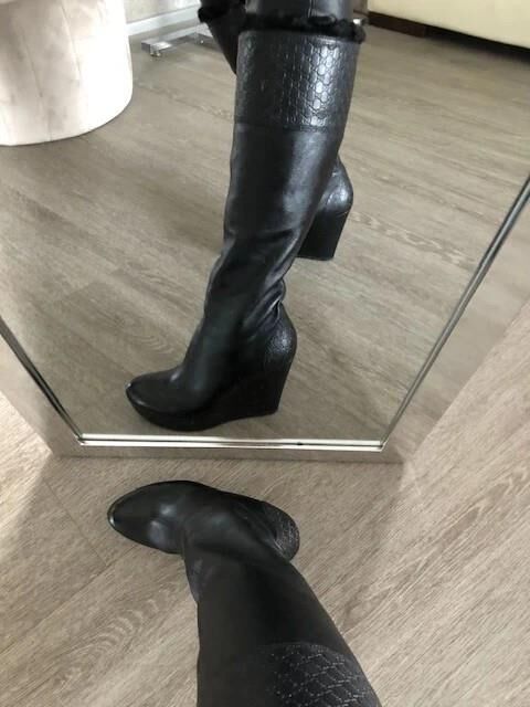 FAP用の靴付きの足