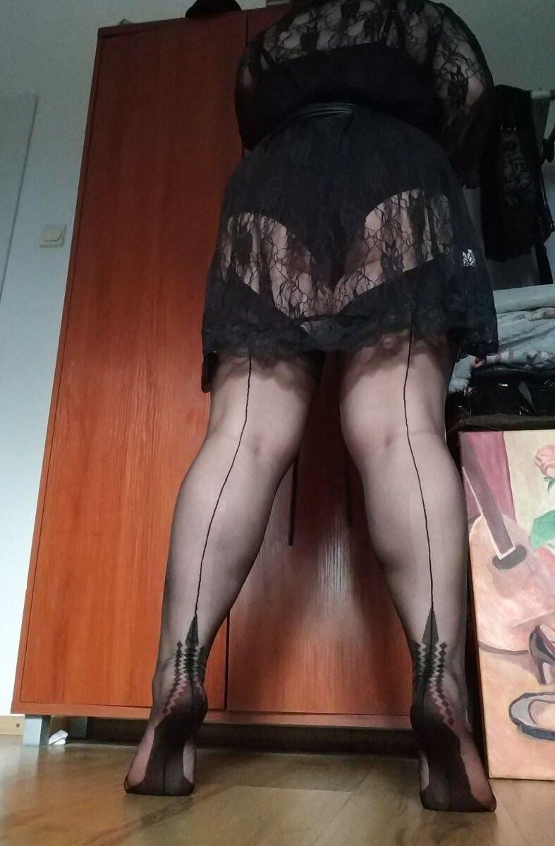 FFS Pernas e pés vestidos