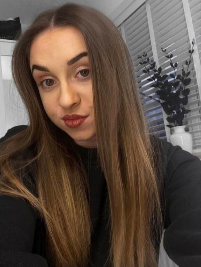 Lindas garotas para me degradar e humilhar