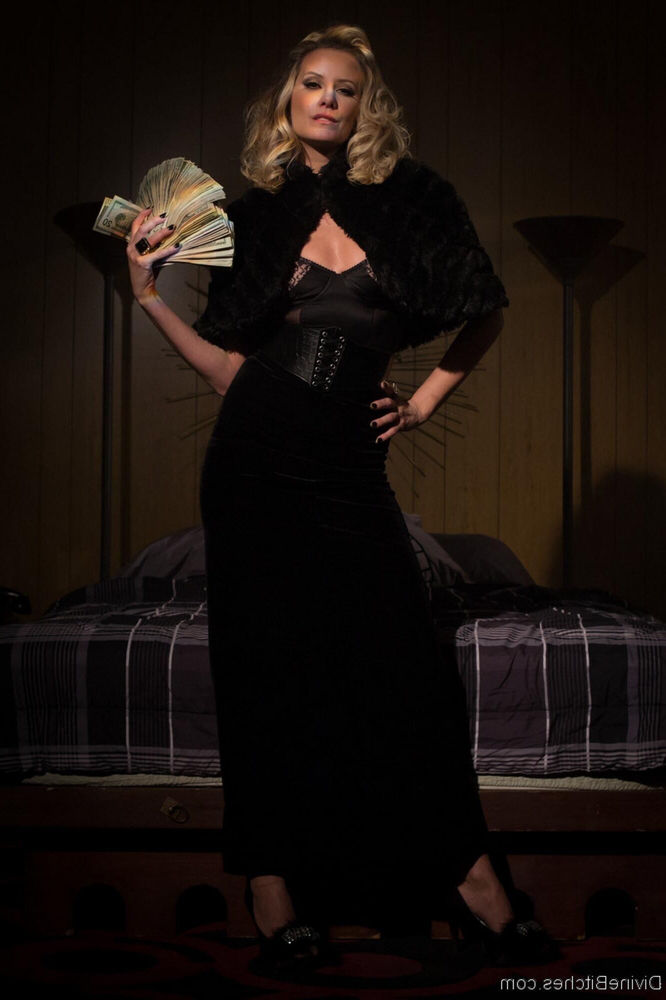 .. MaitresseMadelineMarlowe（femdom）