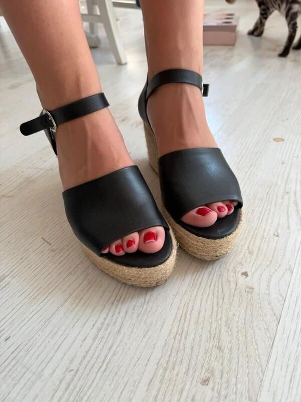 Feet with shoes for fap 