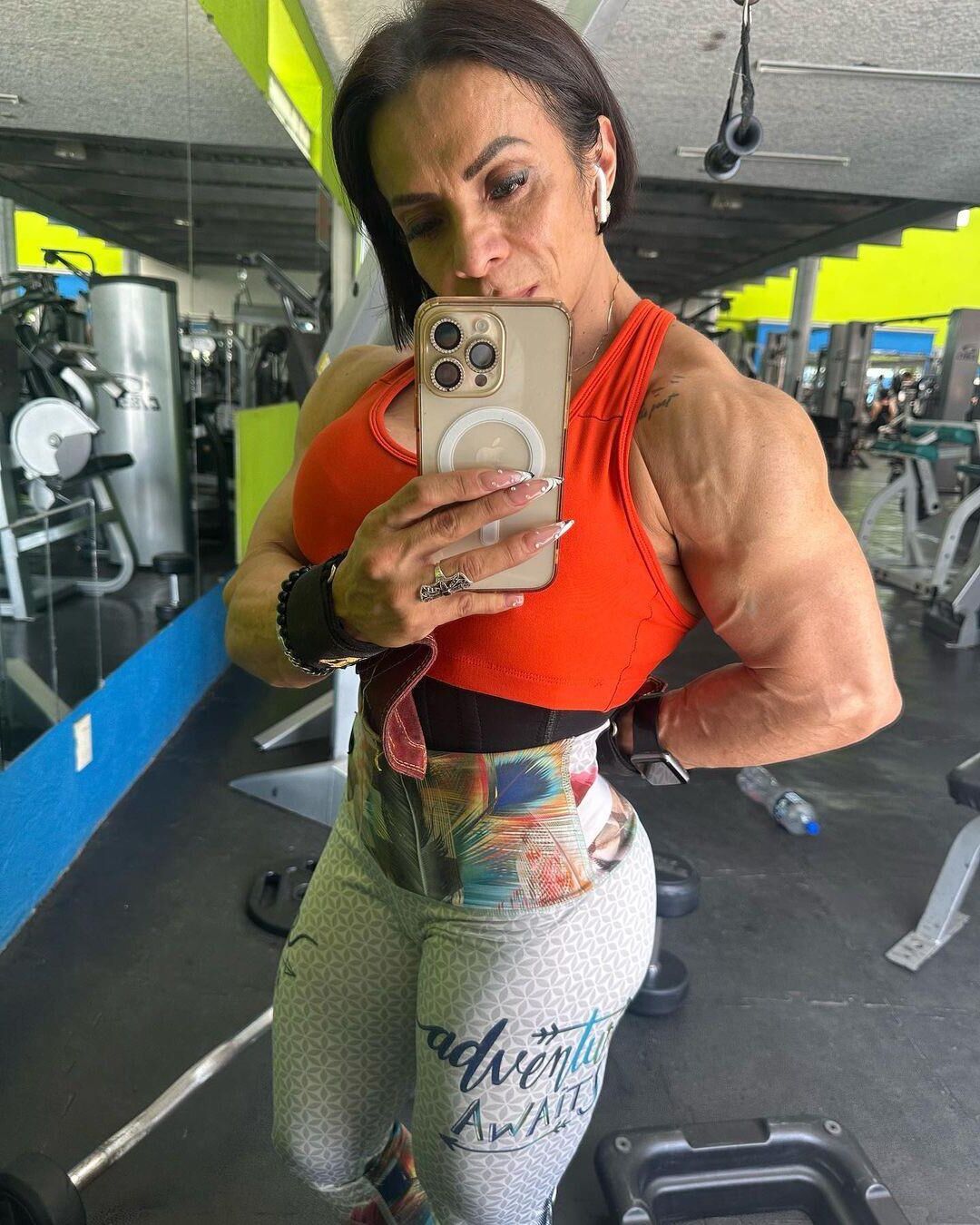 Random Muscle Girls 