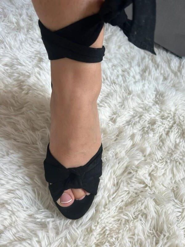 Feet with shoes for fap 