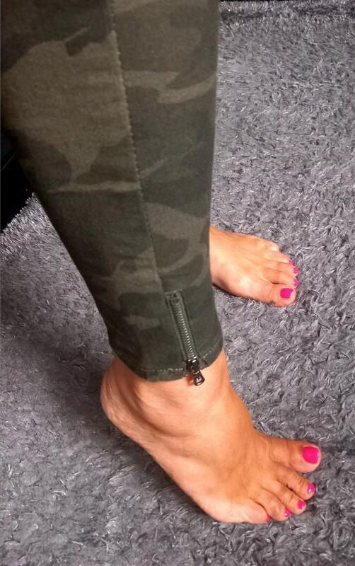 Random feet and fetish pictures 