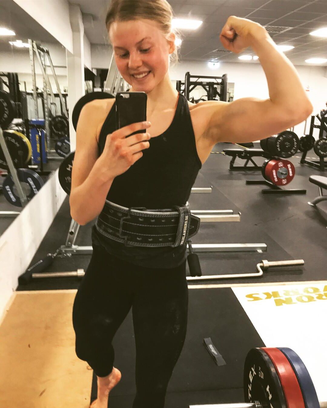 Random Muscle Girls 