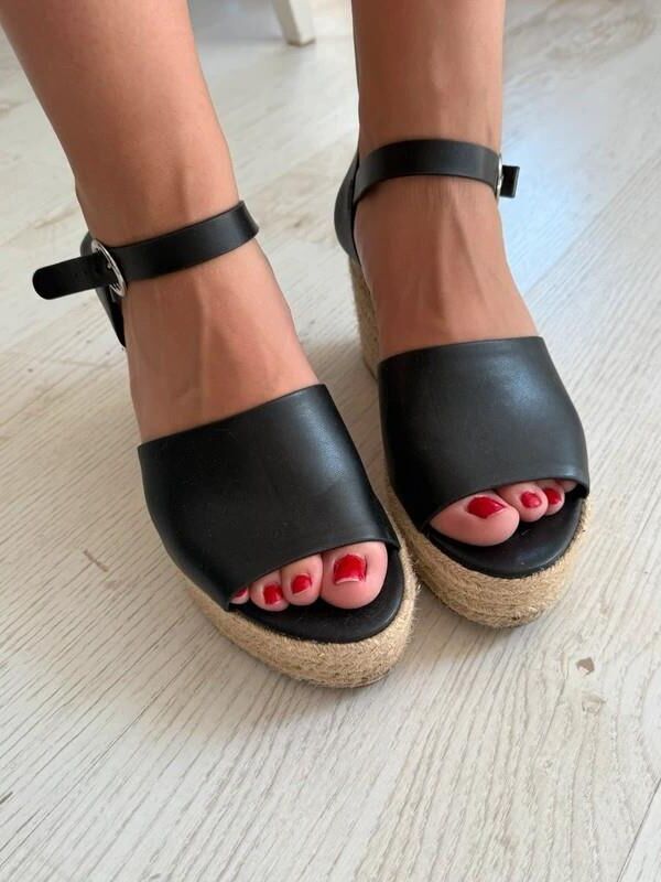 Feet with shoes for fap 