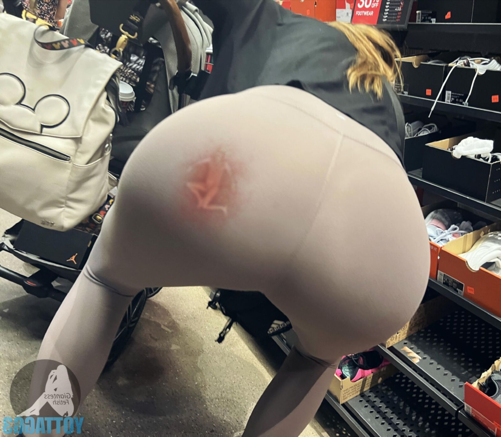 Giantess Fetish Pics ASSES