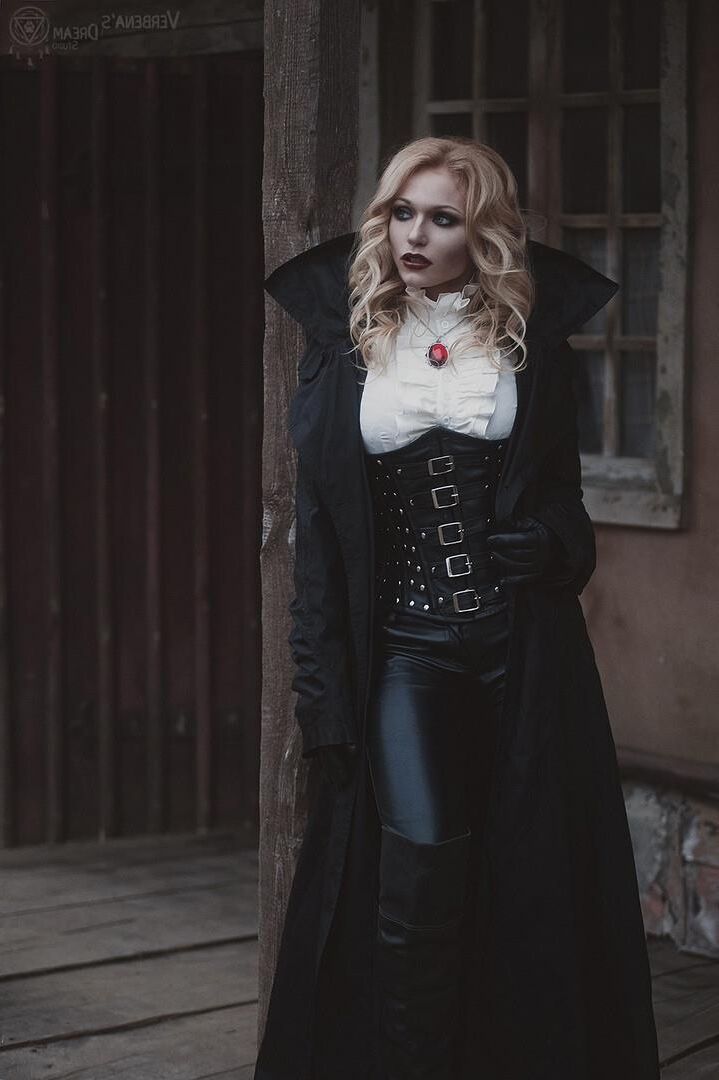 LATEX Fashion New Up
