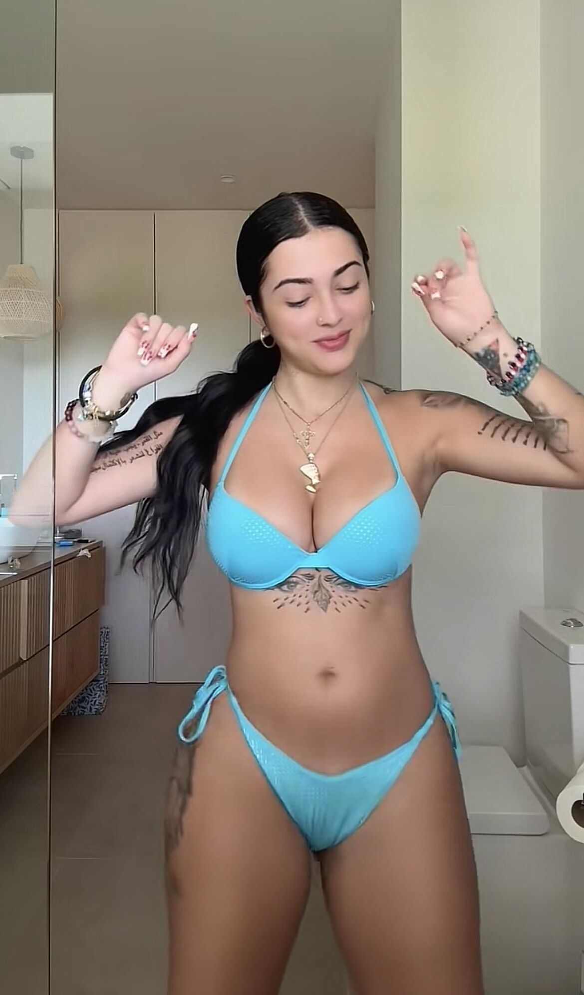 Malu Trevejo 