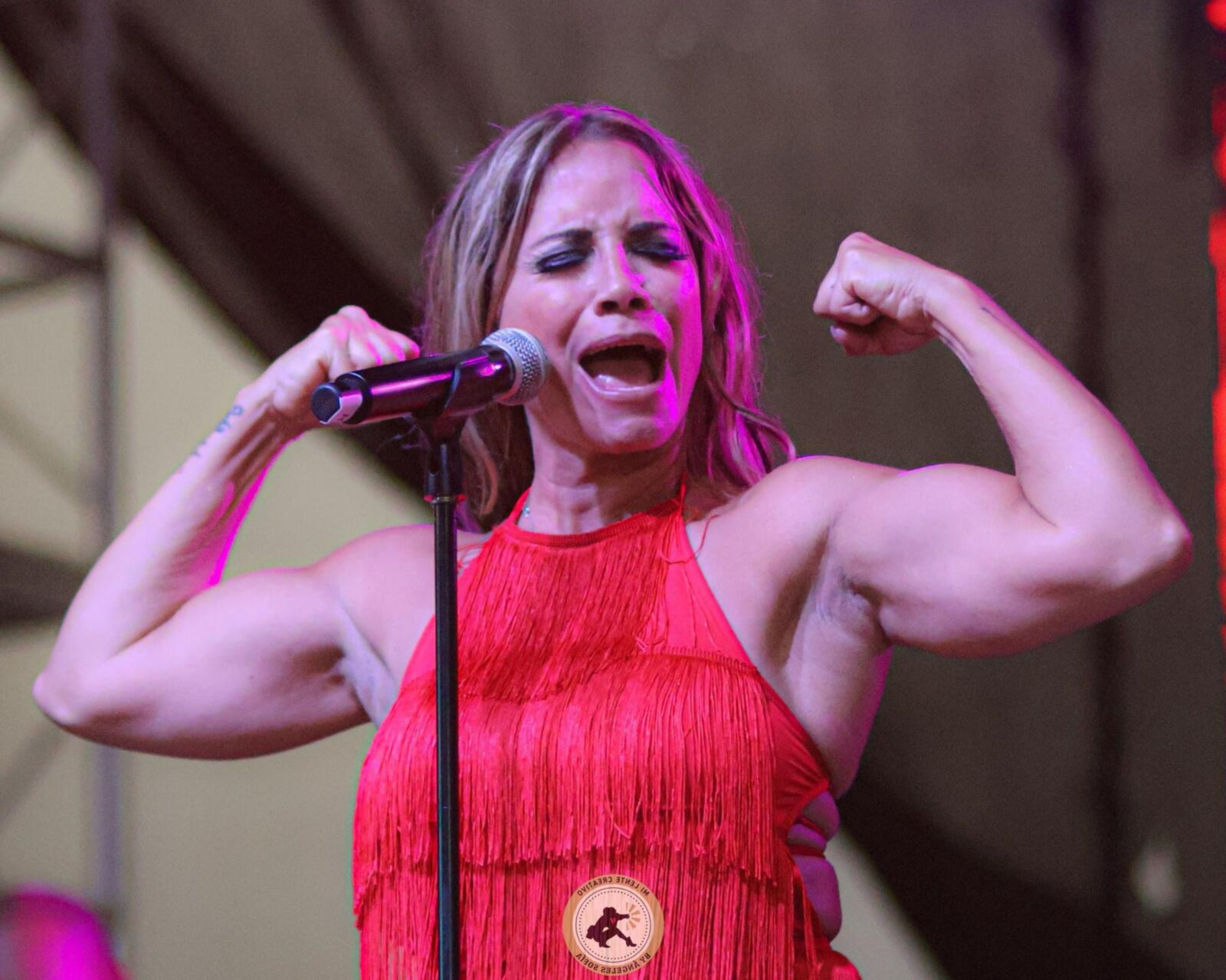 Chicas musculares al azar