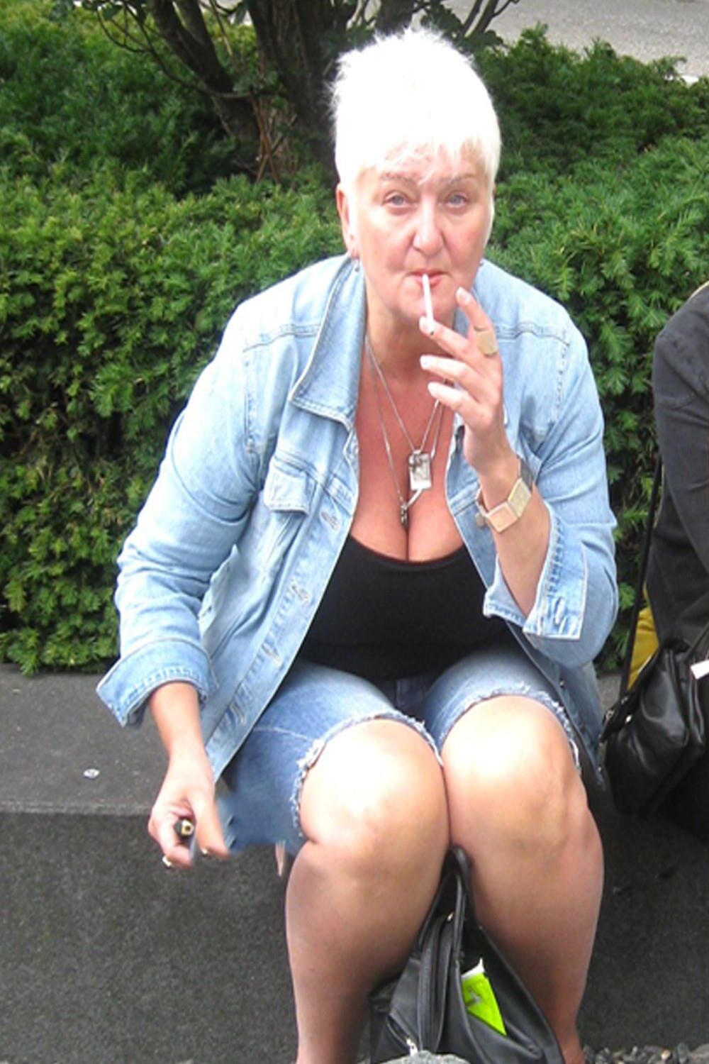 Smoking pics on request