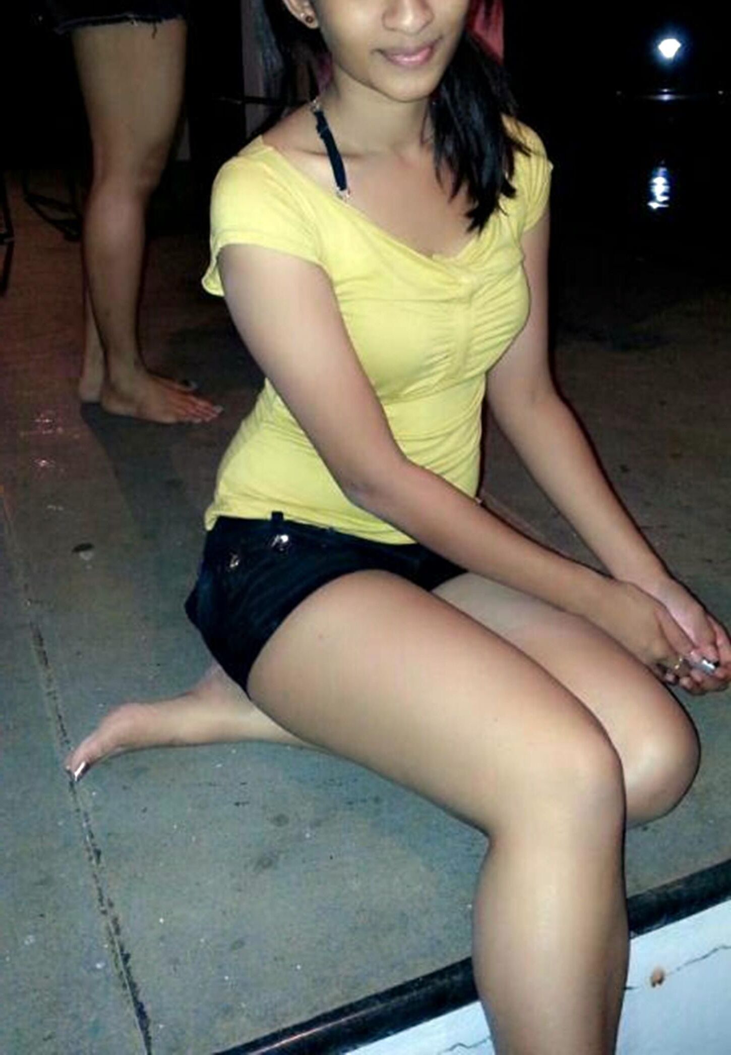 Legs for days