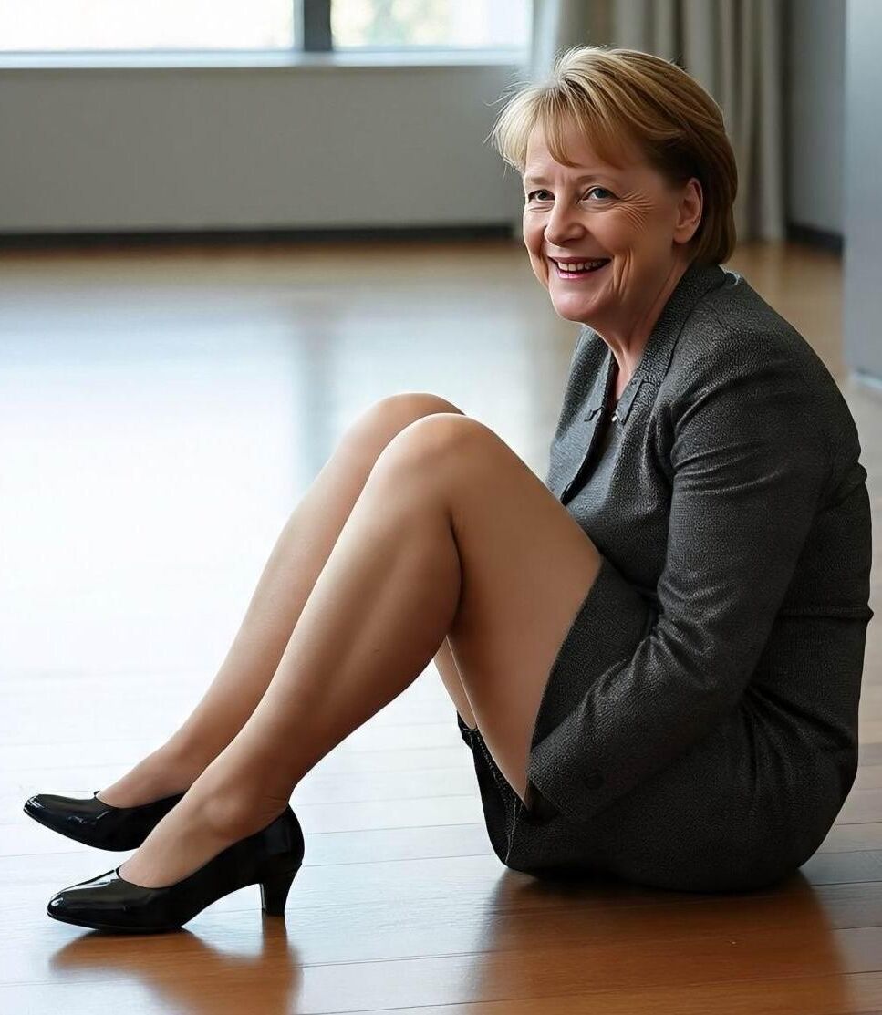 Angela Merkel Legshow in Nylons und hohen Hacken AI