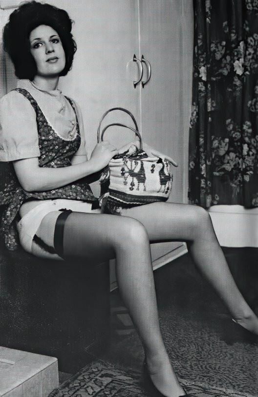 Chicas de nylon vintage