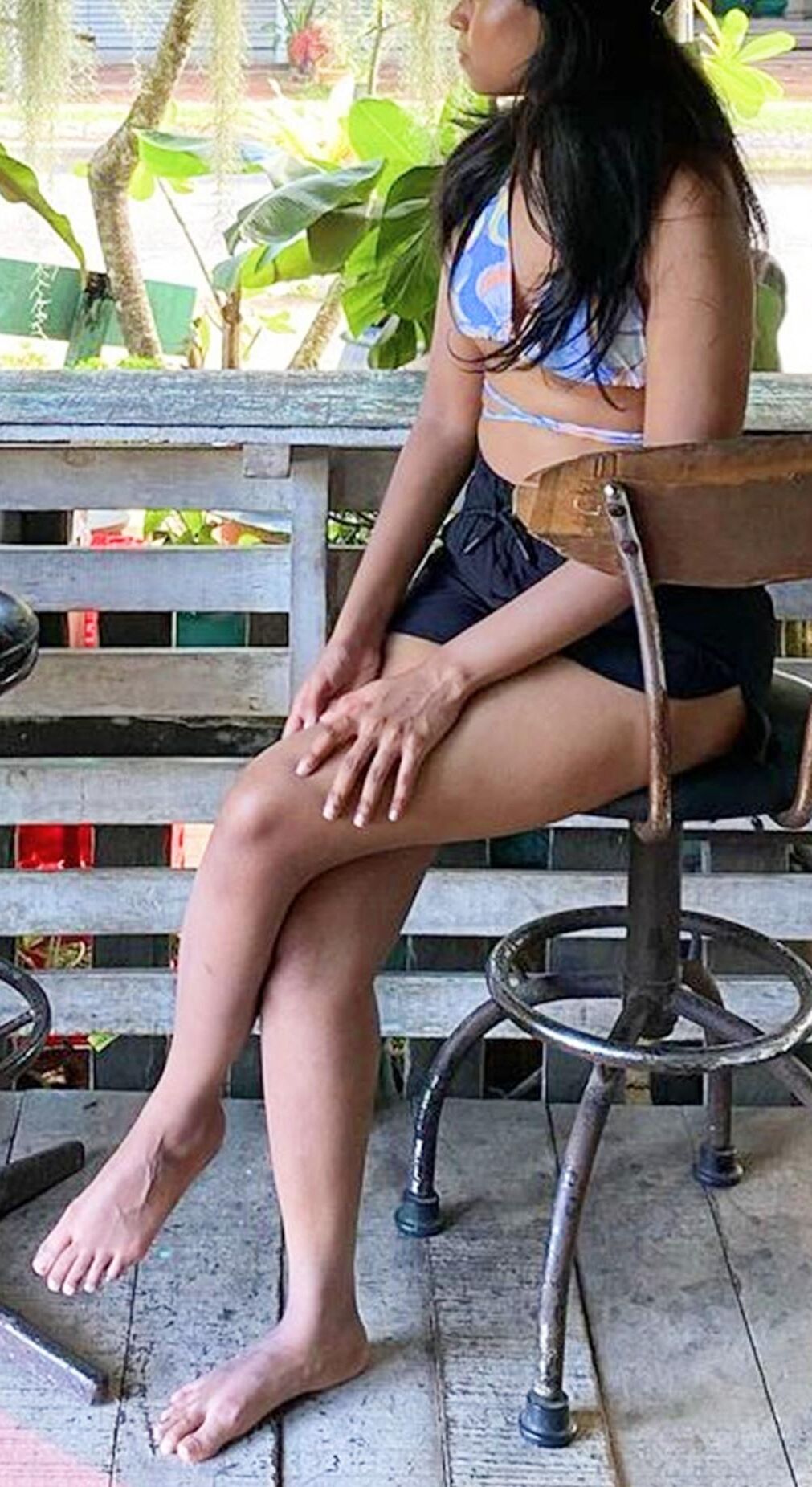 Legs for days