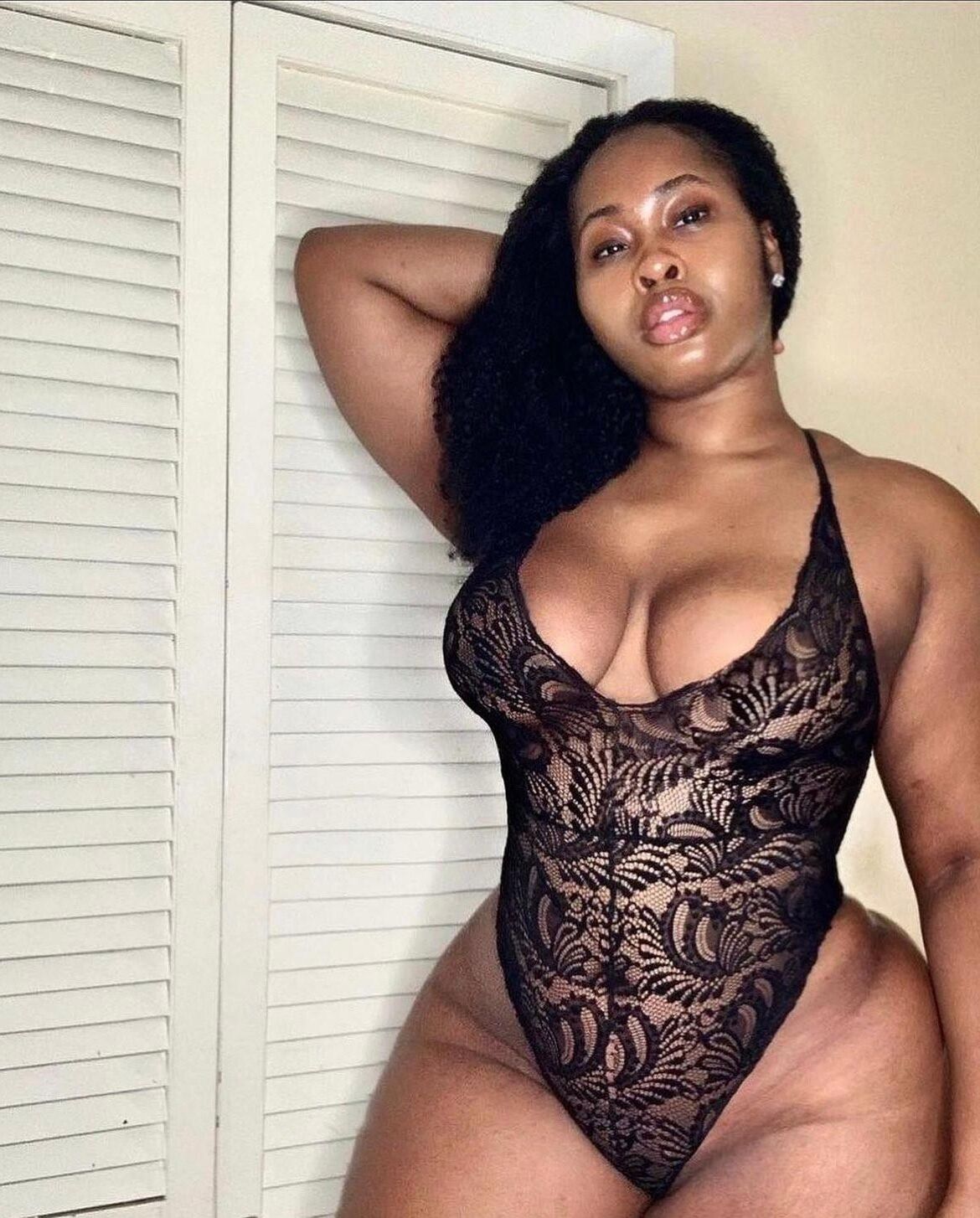  Body and Swimsuit 