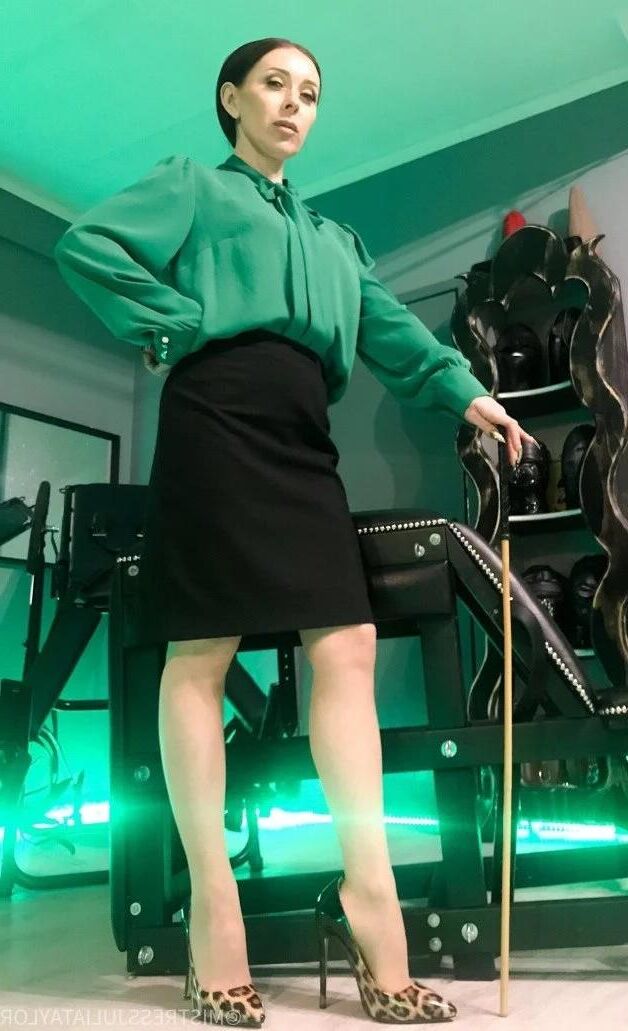 Dominatrix 