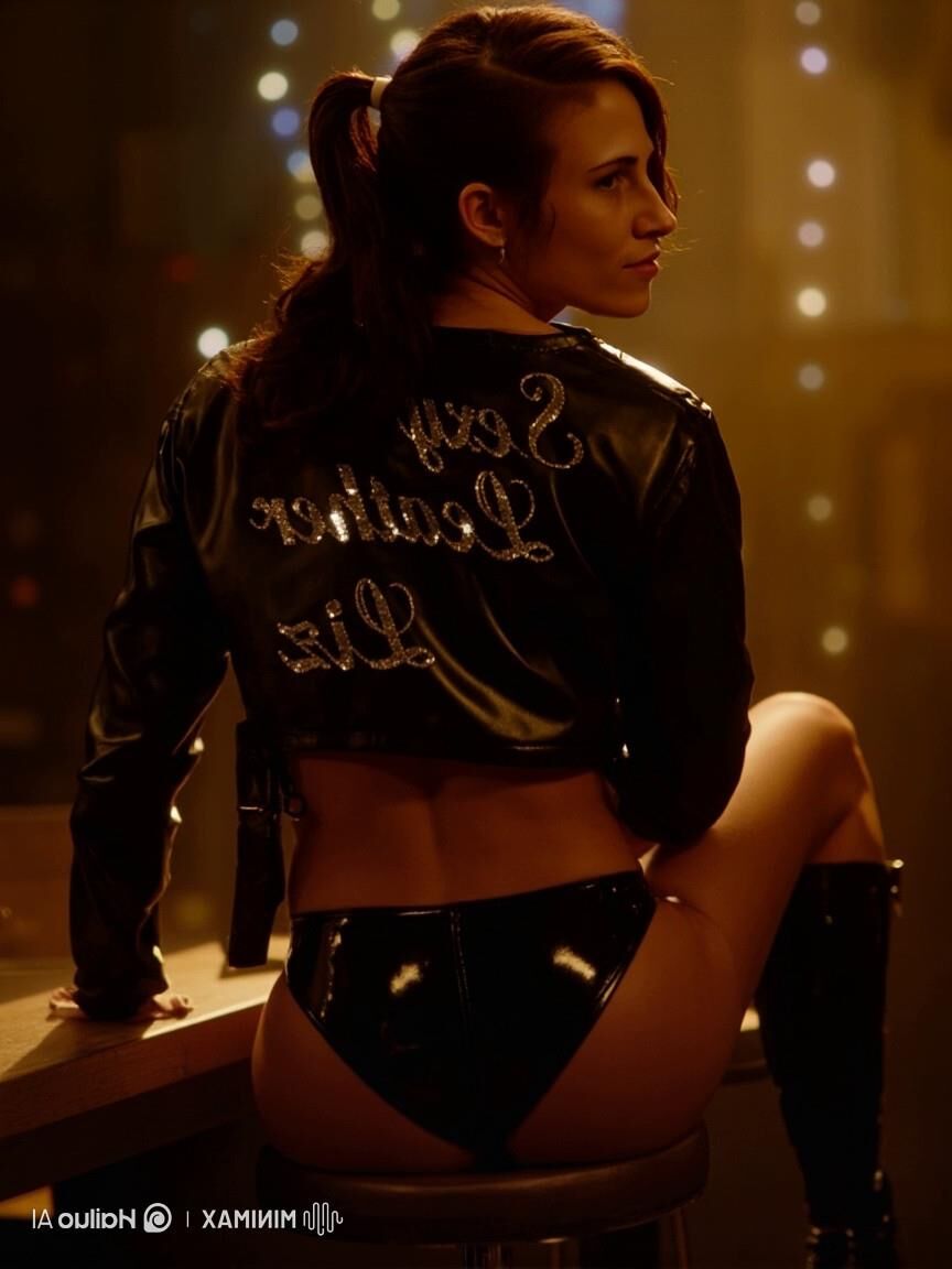 Hot AI fantasy girl " Sexy Leather Liz" 