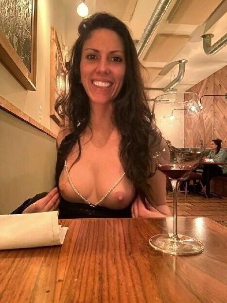 彼女のMILFエディションxに私を結び付けてください