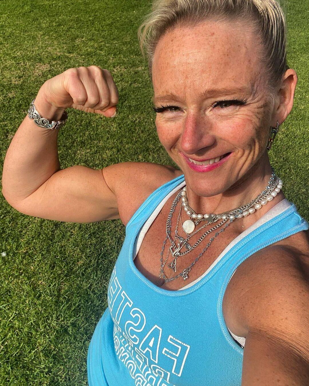 Random Muscle Girls 