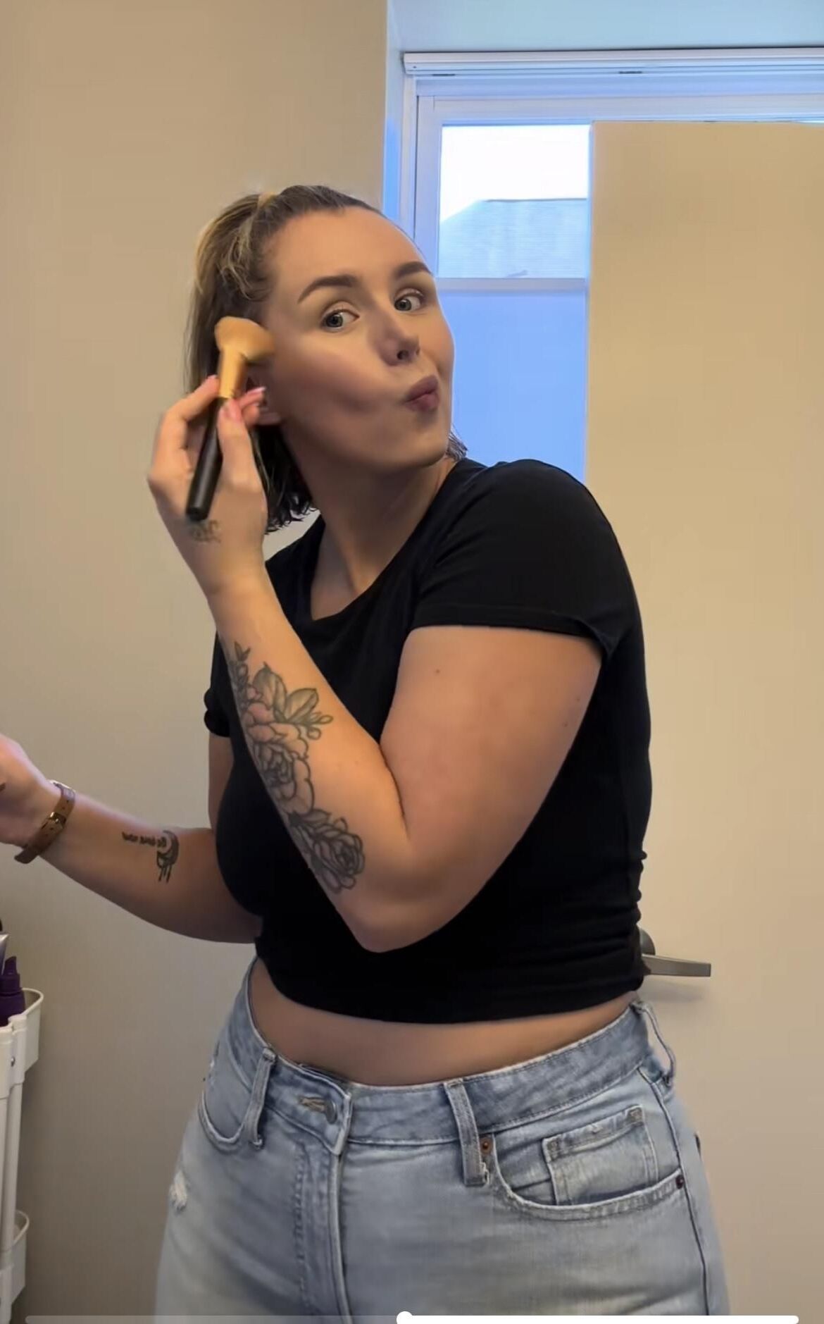 Sexy babe 