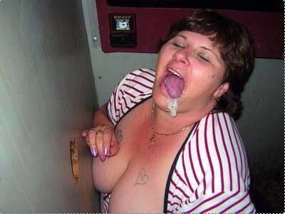 Les femmes de Gloryhole aiment le sperme