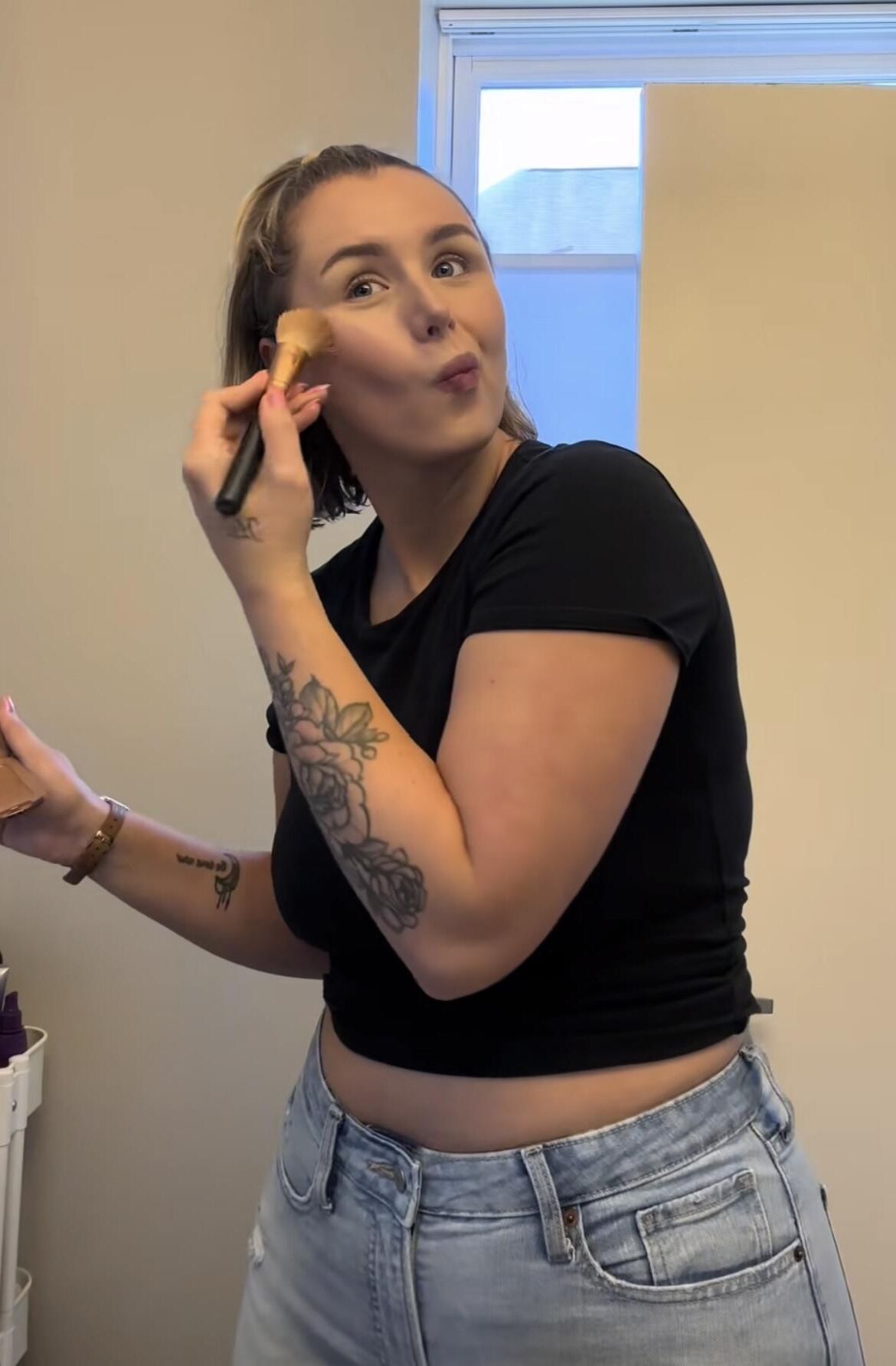 Sexy babe 